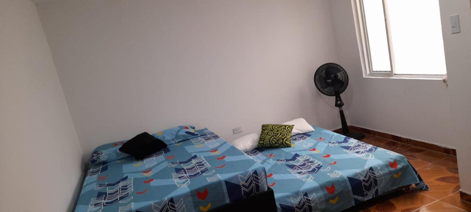 Apartaestudios El Jardin 2 Cali Δωμάτιο φωτογραφία